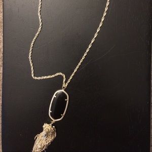 Kendra Scott necklace